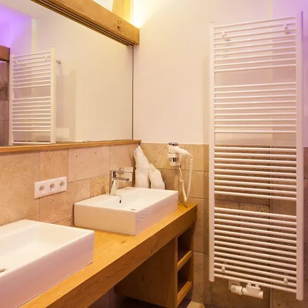 Genusshotel Vermala Montafon 아파트호텔 4*
